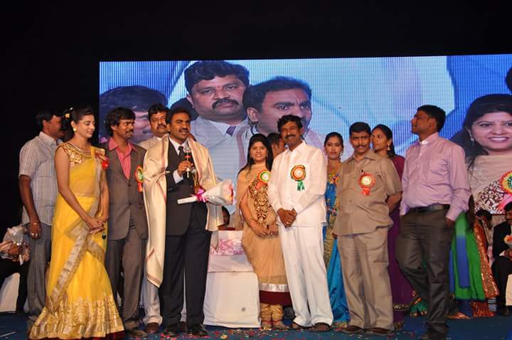 An award ceremony organized for the top gastroenterologist in Hyderabad